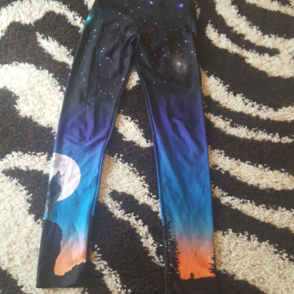 Goldsheep Howl at the Moon